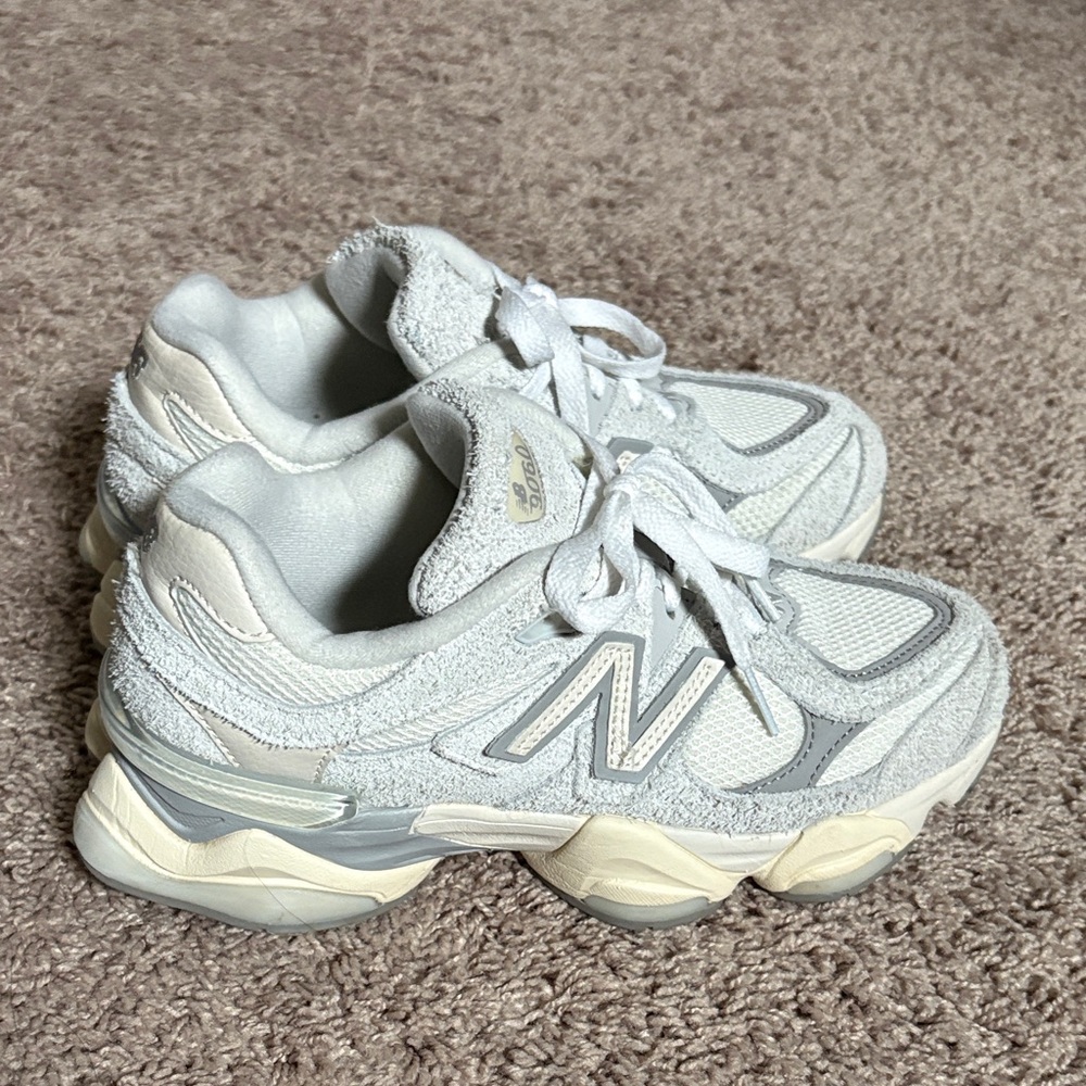 New Balance Gray and Cream Sneakers